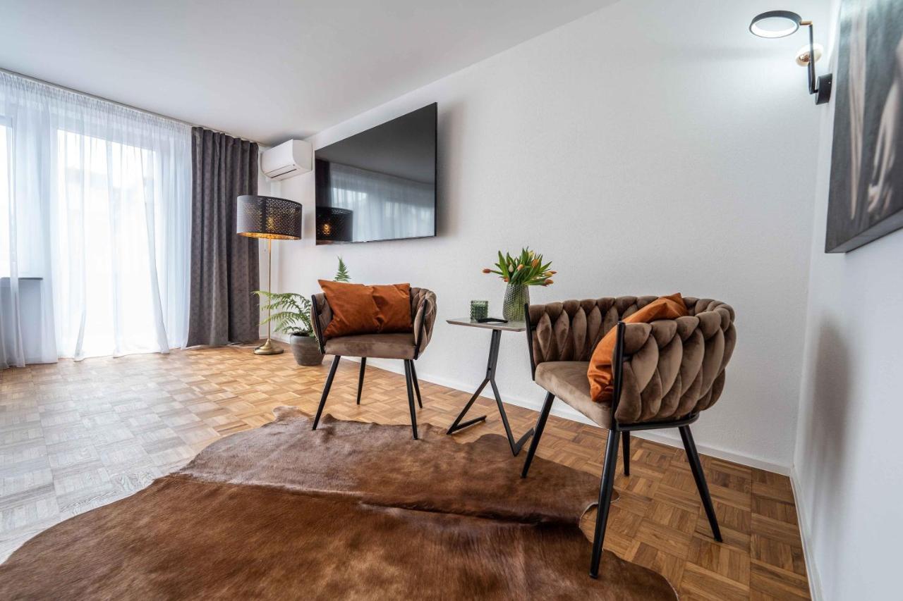 City Wohnung Fn L 5 Klimatisiert Mit Balkon Und Kueche FDH Extérieur photo