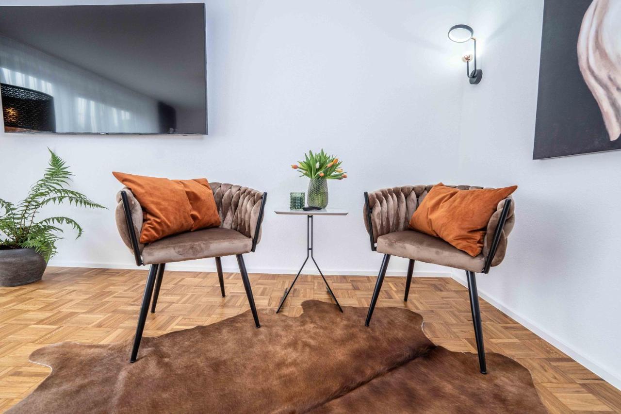 City Wohnung Fn L 5 Klimatisiert Mit Balkon Und Kueche FDH Extérieur photo