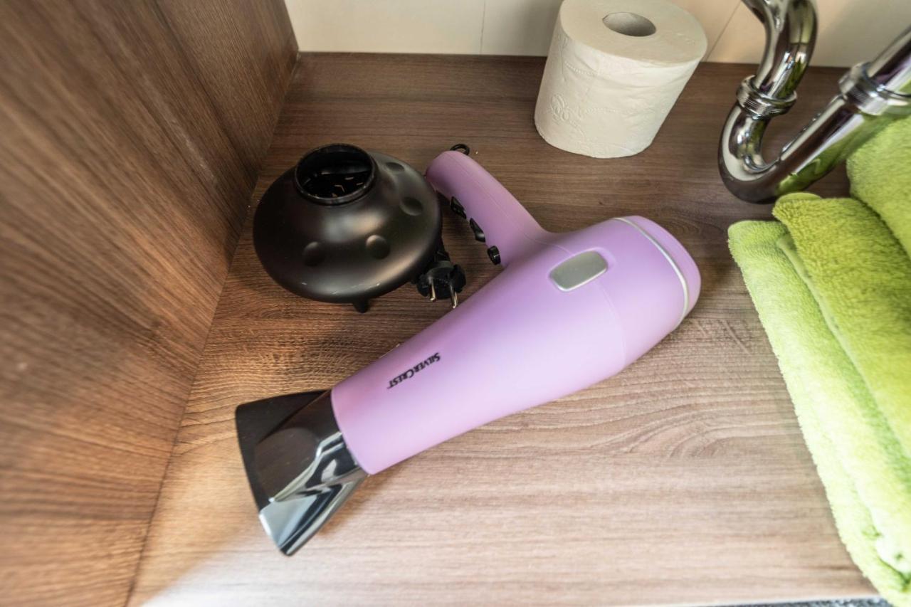 City Wohnung Fn L 5 Klimatisiert Mit Balkon Und Kueche FDH Extérieur photo